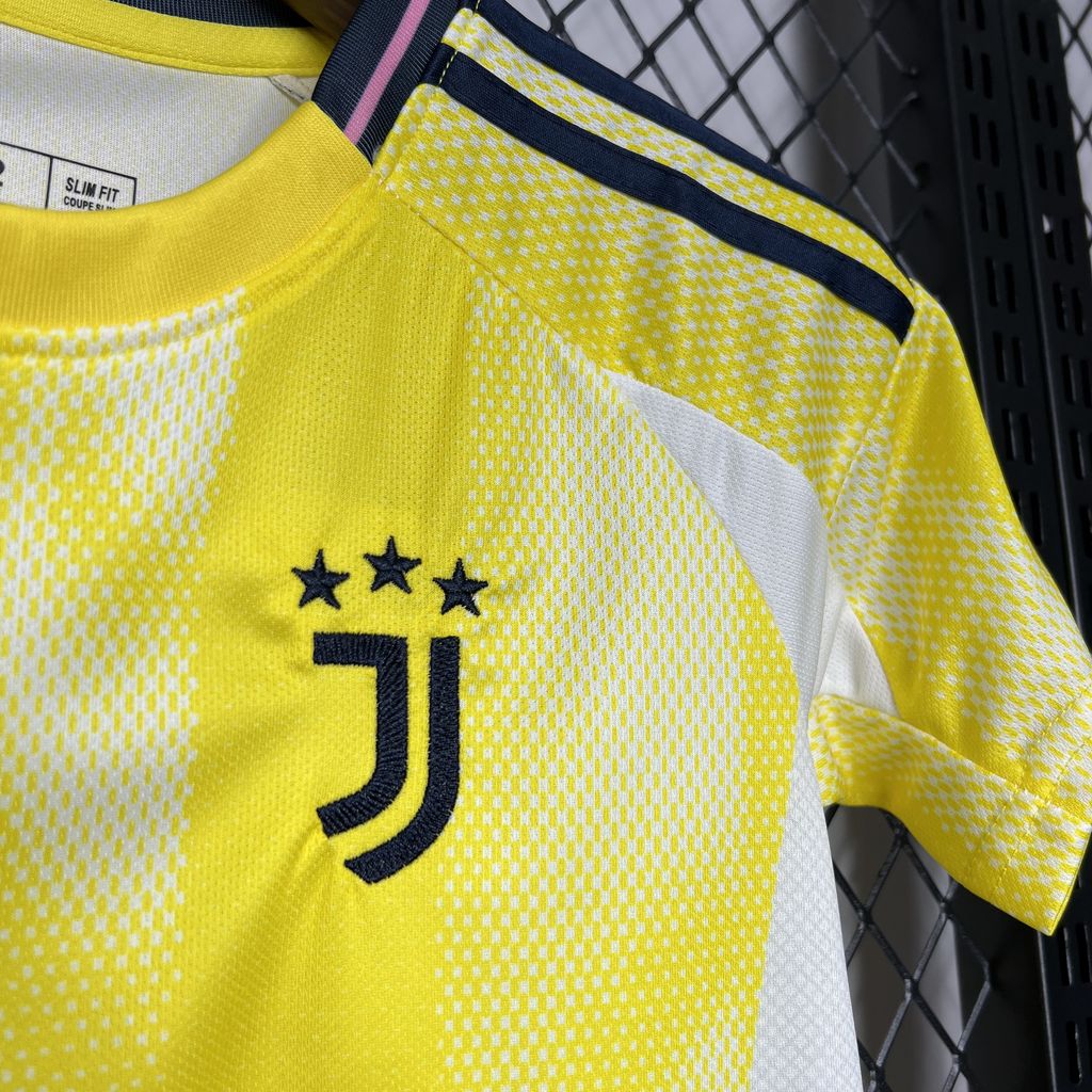 Juventus Kenan Yildiz 10 Kids Away Soccer Jersey 2024/25
