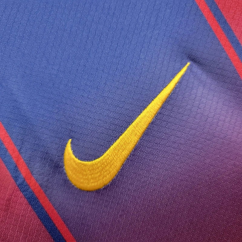 FC Barcelona Robert Lewandowski 9 Home Soccer Jersey 2025-2026
