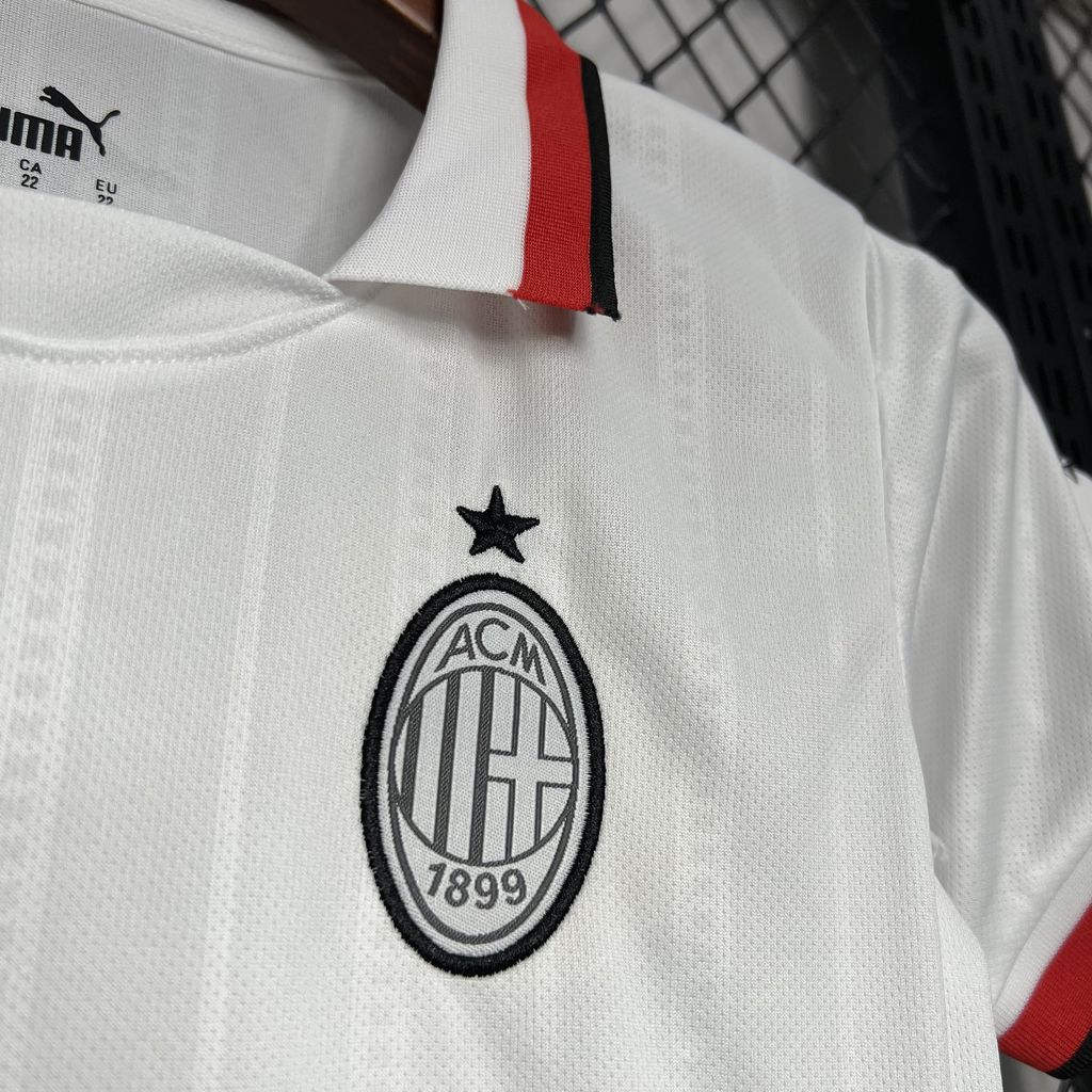 AC Milan Christian Pulisic 11 Kids Away Soccer Jersey 2024/25