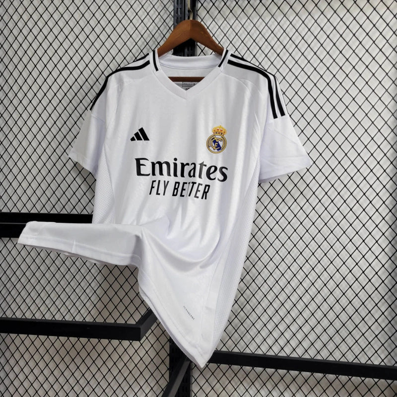 Real Madrid Federico Valverde 8 Home Soccer Jersey 2024/25
