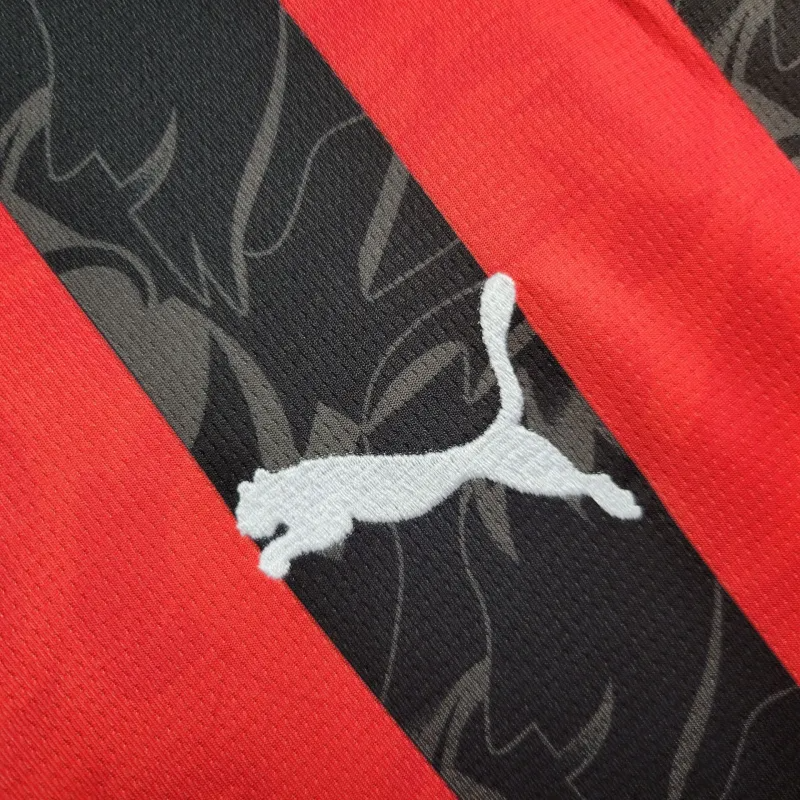 AC Milan Christian Pulisic 11 Home Soccer Jersey 2025-2026