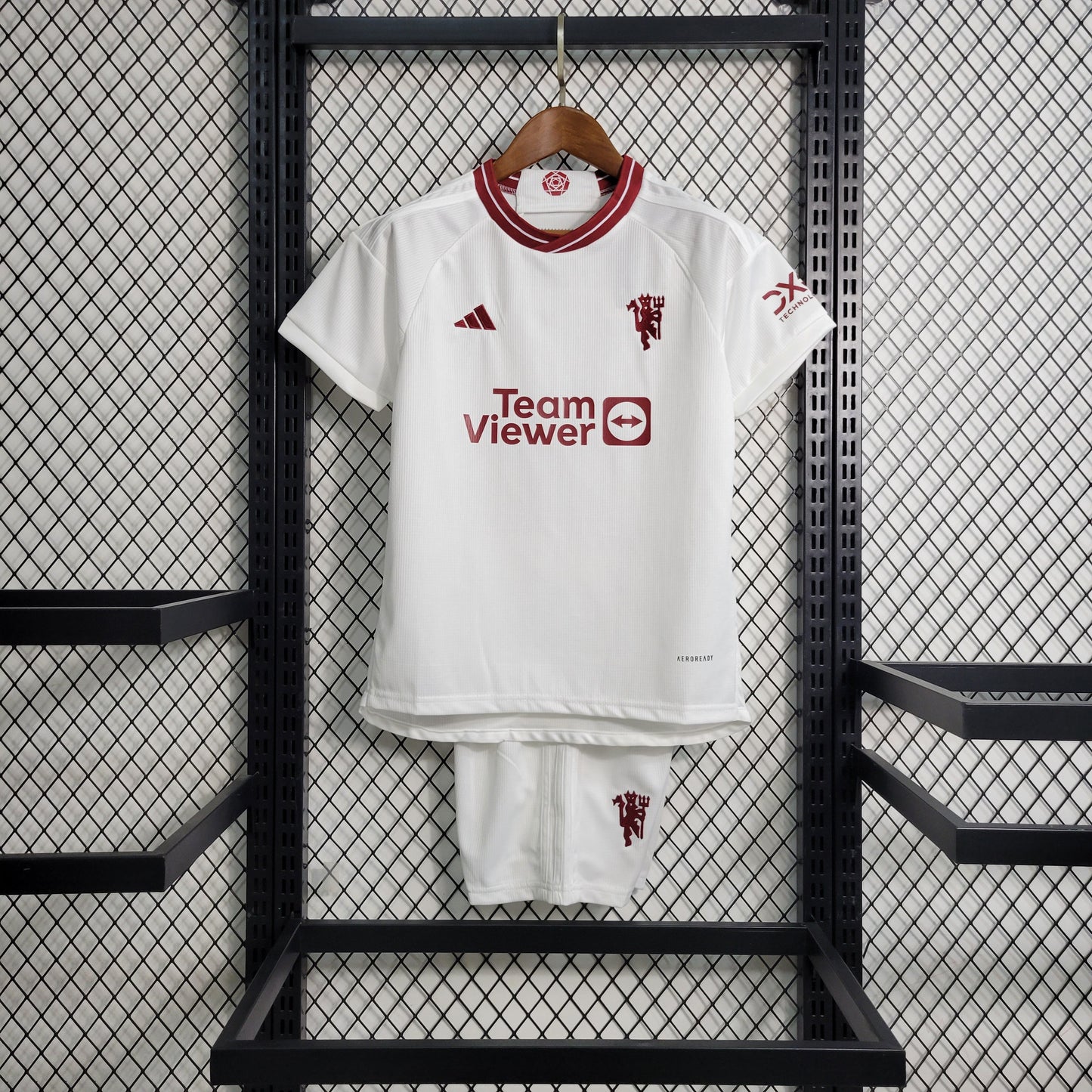 Manchester United Bruno Fernandes 8 Third Kids Soccer Jersey 2023/24